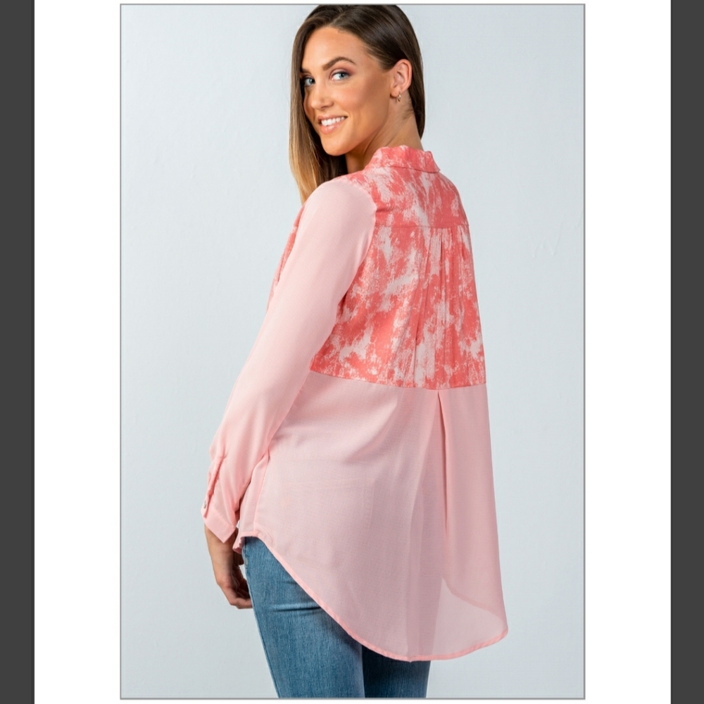 FREEWAY Peach Printed Hi-Low Button Down Top NWT